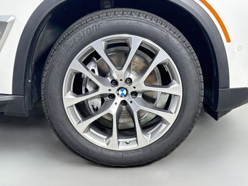Used 2026 BMW X5 sDrive40i RWD image 32
