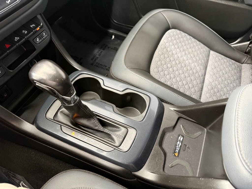 Used 2022 Chevrolet Colorado Z71 AWD/4WD image 40