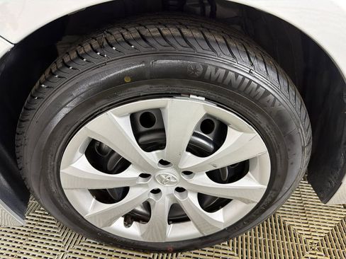 Used 2024 Toyota Corolla LE image 11