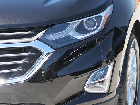 Used 2019 Chevrolet Equinox LS w/ LPO, Cargo Package FWD image 9