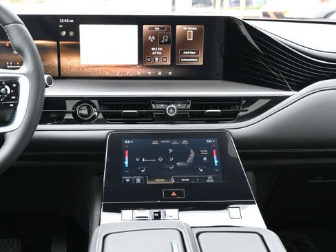 Used 2025 INFINITI QX80 Pure image 32