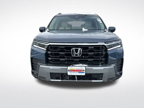 New 2026 Honda Pilot Touring image 8