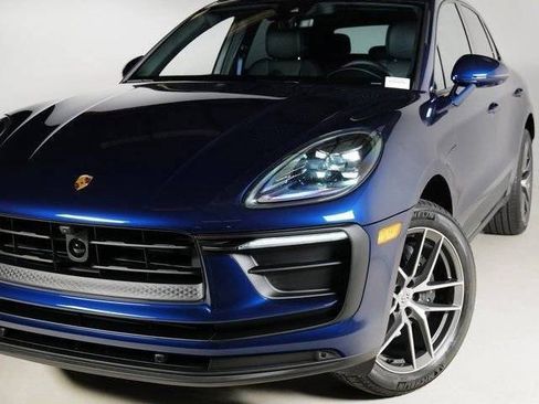 New 2026 Porsche Macan AWD/4WD image 31