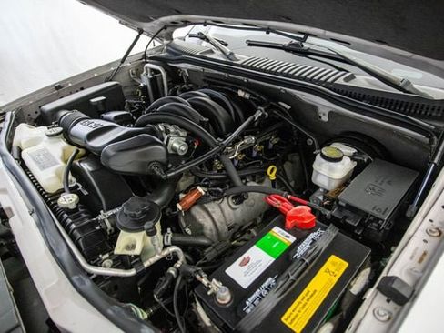 Used 2009 Ford Explorer Sport Trac Adrenalin image 46