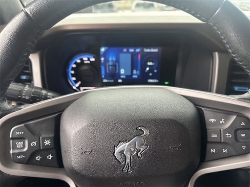 Used 2023 Ford Bronco Outer Banks image 24