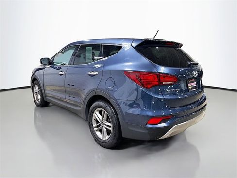 Used 2018 Hyundai Santa Fe Sport image 9