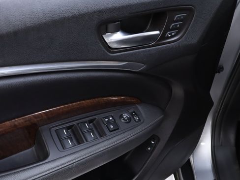 Used 2017 Acura MDX SH-AWD image 26