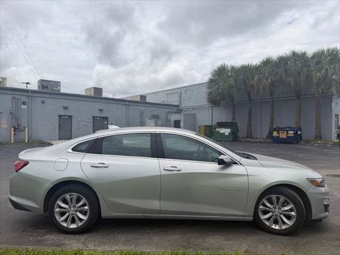 Used 2022 Chevrolet Malibu LT FWD image 9