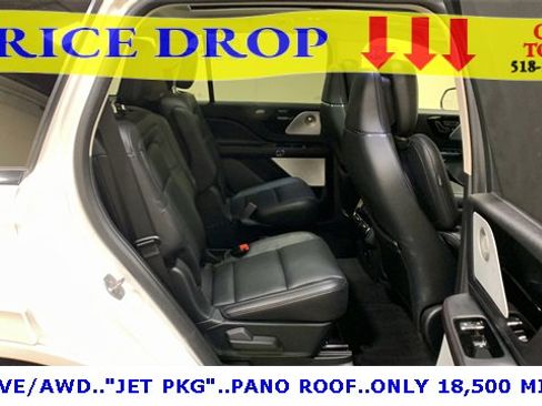 Used 2023 Lincoln Aviator Reserve w/ Equipment Group 201A image 17