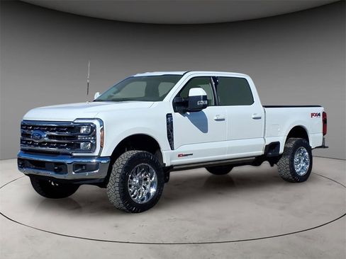 Used 2023 Ford F250 Lariat w/ Lariat Ultimate Package image 1