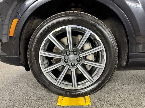 Used 2017 Audi Q7 3.0T Premium Plus AWD/4WD image 19