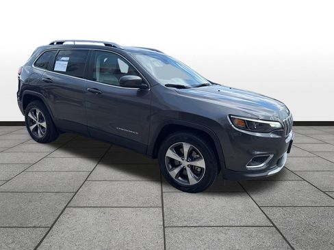 Used 2020 Jeep Cherokee Limited w/ Technology Group AWD/4WD image 7