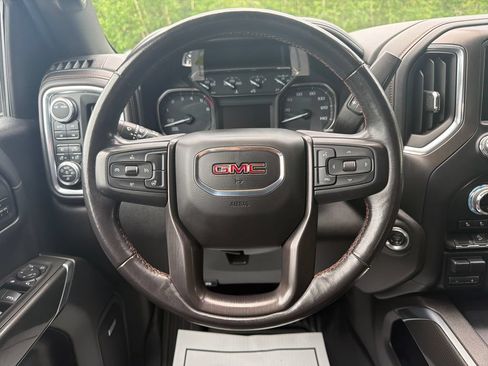 Certified 2021 GMC Sierra 1500 AT4 w/ AT4 Preferred Package AWD/4WD image 18