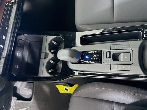 Used 2026 Toyota Prius Plug-In Hybrid FWD image 16