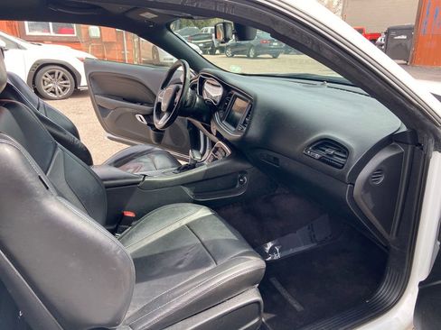 Used 2017 Dodge Challenger GT w/ Driver Convenience Group image 26
