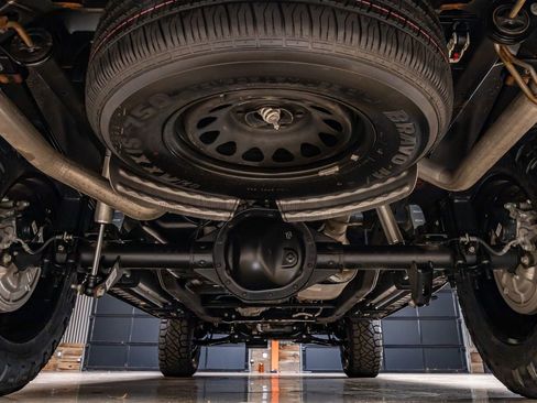 Used 2024 GMC Sierra 1500 AT4 w/ Technology Package image 16