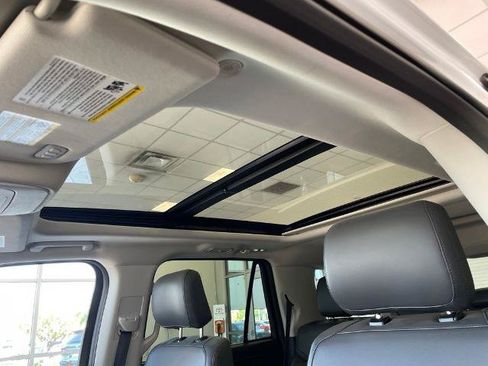 Certified 2025 Ford Expedition Active AWD/4WD image 11
