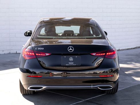 Used 2025 Mercedes-Benz C 300 Sedan image 9