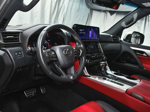 Used 2024 Lexus LX 600 F Sport AWD/4WD image 21