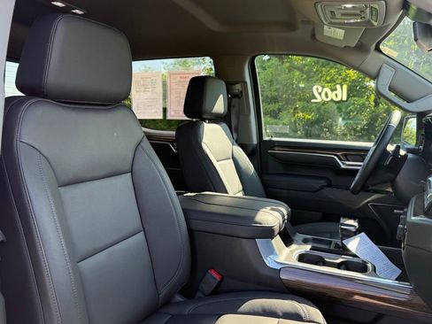Used 2026 Chevrolet Silverado 1500 RST w/ Redline Edition AWD/4WD image 26