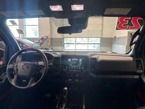 Certified 2023 Nissan Frontier PRO-4X w/ Technology Package AWD/4WD image 13