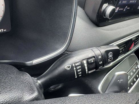 Used 2022 Hyundai Santa Fe SEL w/ Convenience Package FWD image 24