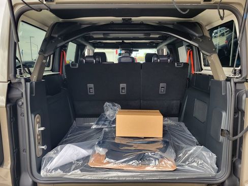 New 2025 Ford Bronco Raptor w/ Interior Carbon Fiber Pack image 10