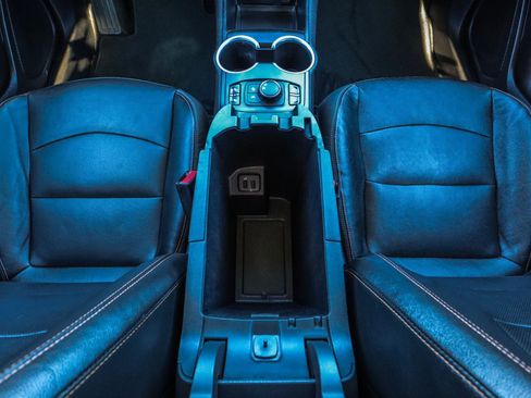 Used 2020 GMC Terrain SLT w/ Preferred Package image 32