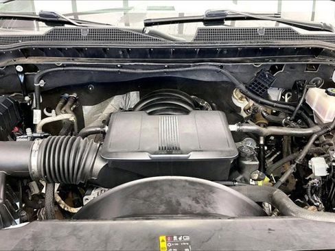 Used 2023 Chevrolet Silverado 2500 LT w/ Convenience Package image 9