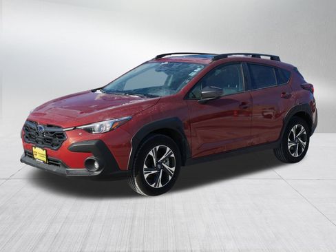Used 2024 Subaru Crosstrek 2.0i Premium image 3