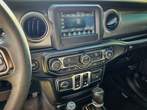 Certified 2023 Jeep Wrangler Sport S image 19