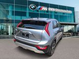 Used 2023 Kia Niro EX image 4