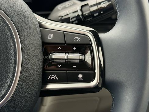 New 2026 Kia Carnival SX FWD image 33