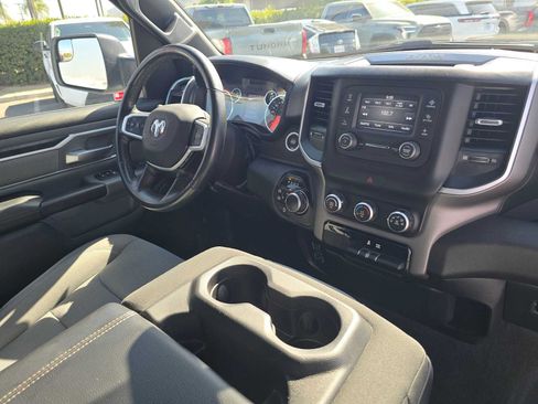 Used 2022 RAM 1500 Big Horn AWD/4WD image 10