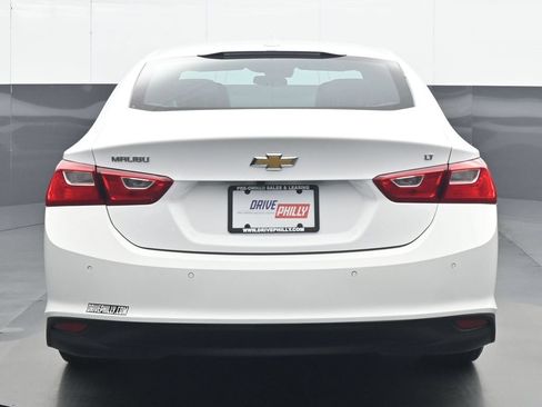 Used 2025 Chevrolet Malibu LT FWD image 5