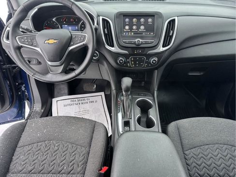 Used 2022 Chevrolet Equinox LT image 16