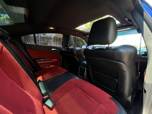 Used 2022 Dodge Charger Scat Pack RWD image 13
