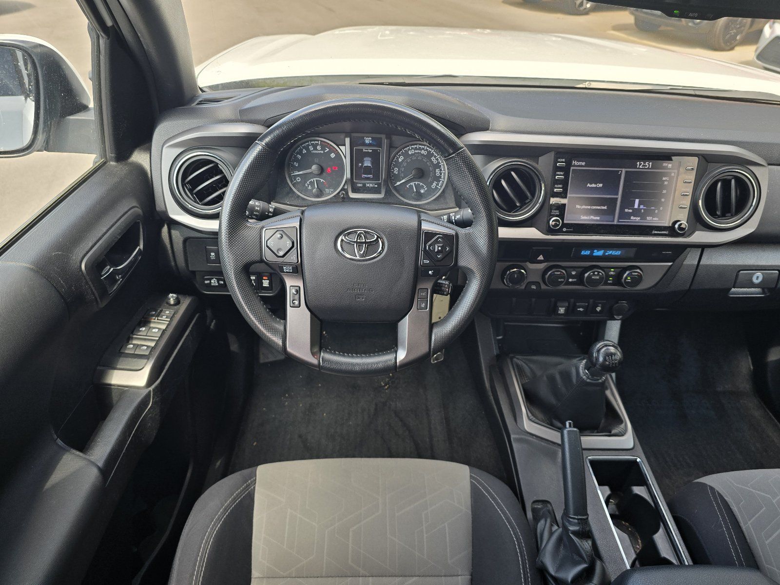 Used 2022 Toyota Tacoma TRD Off-Road AWD/4WD image 16