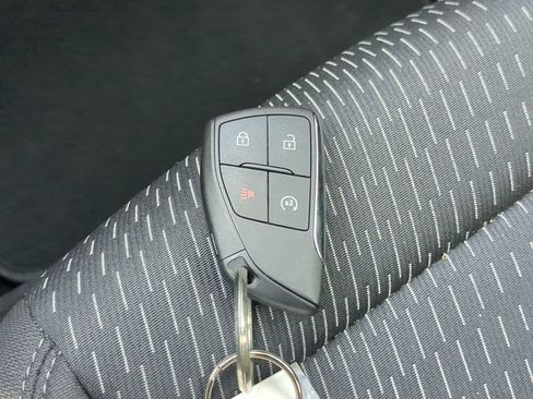 Certified 2025 Chevrolet Equinox LT w/ Safety and Technology Package image 29