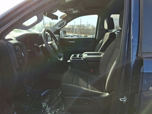 Used 2022 Chevrolet Silverado 1500 Custom image 13