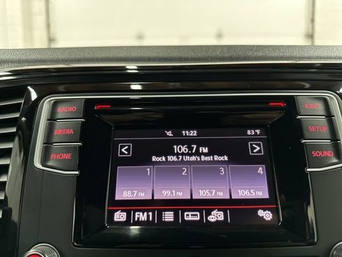 Used 2018 Volkswagen Beetle 2.0T S image 27