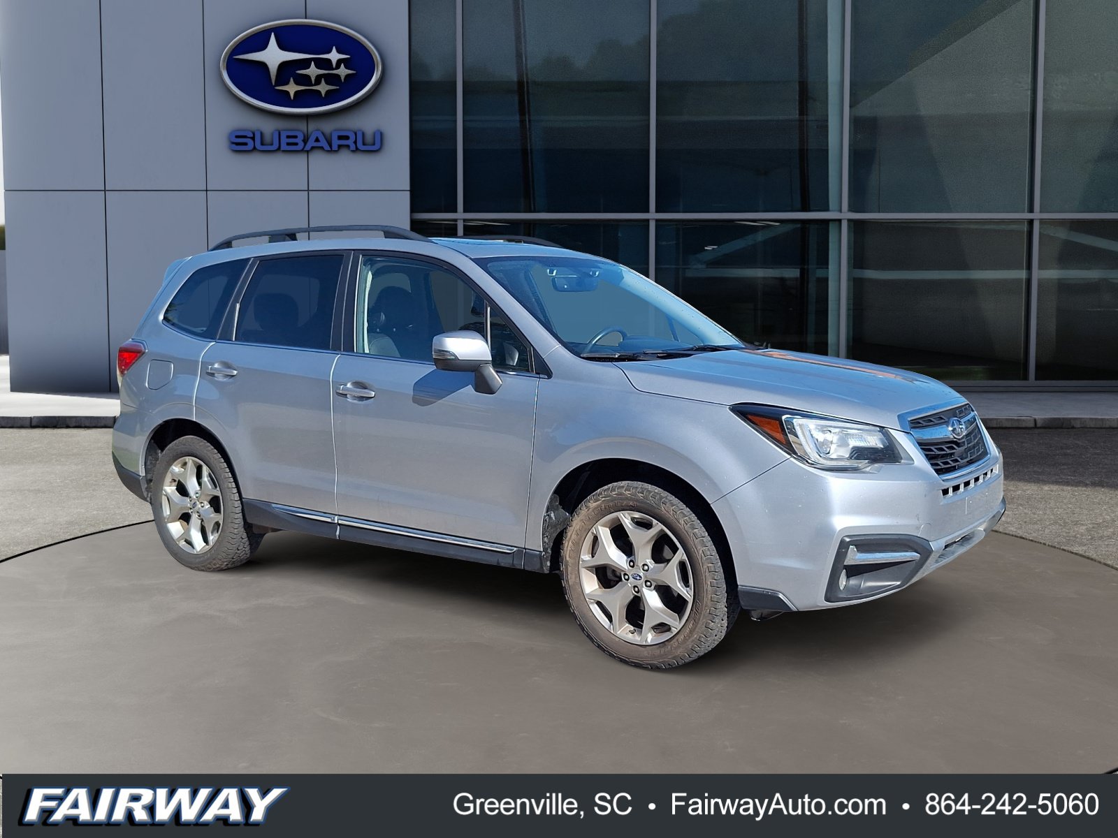 Used 2017 Subaru Forester 2.5i Touring AWD/4WD image 4
