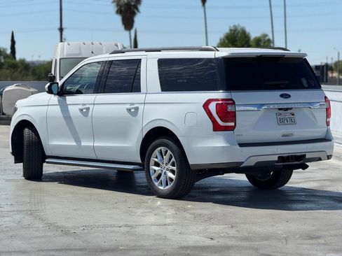 Used 2021 Ford Expedition Max XLT image 3