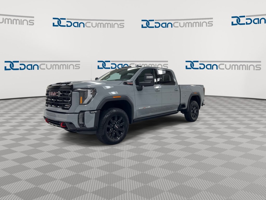 Used 2024 GMC Sierra 2500 AT4 w/ AT4 Premium Plus Package AWD/4WD image 4
