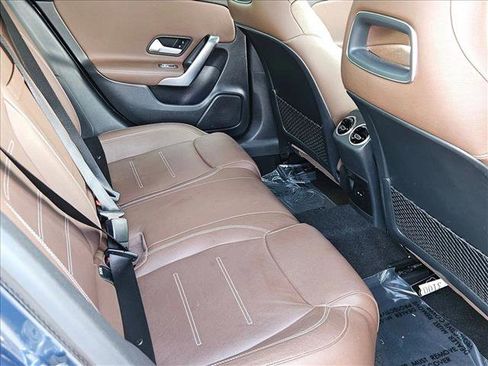 Used 2021 Mercedes-Benz CLA 250 image 19