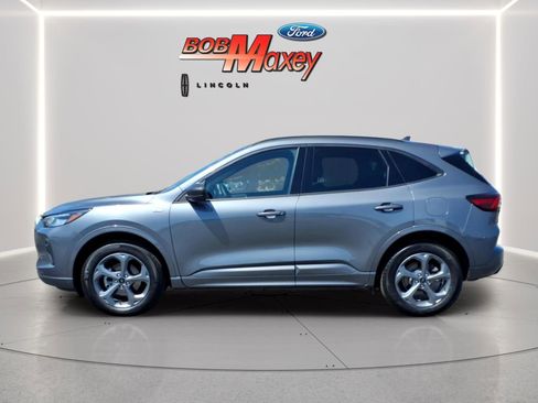 Used 2024 Ford Escape ST-Line w/ Tech Pack #1 AWD/4WD image 4