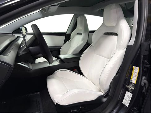 Used 2024 Tesla Model 3 Performance image 9