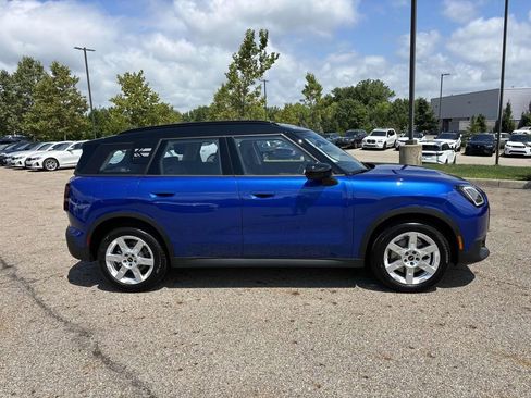 New 2025 MINI Cooper Countryman S image 8