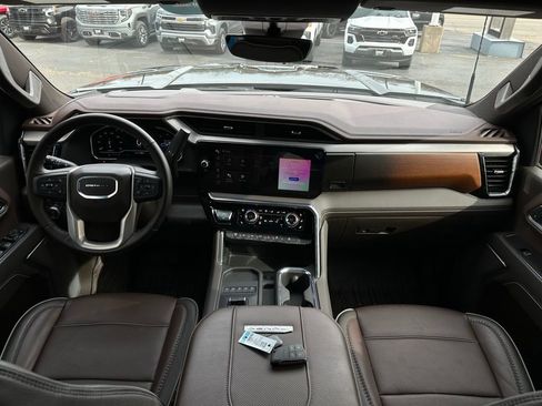 Used 2025 GMC Sierra 2500 Denali w/ Denali Reserve Package image 20
