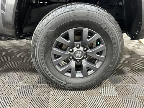 Used 2023 Toyota Tacoma SR5 w/ Black Out Package (TMS) AWD/4WD image 31